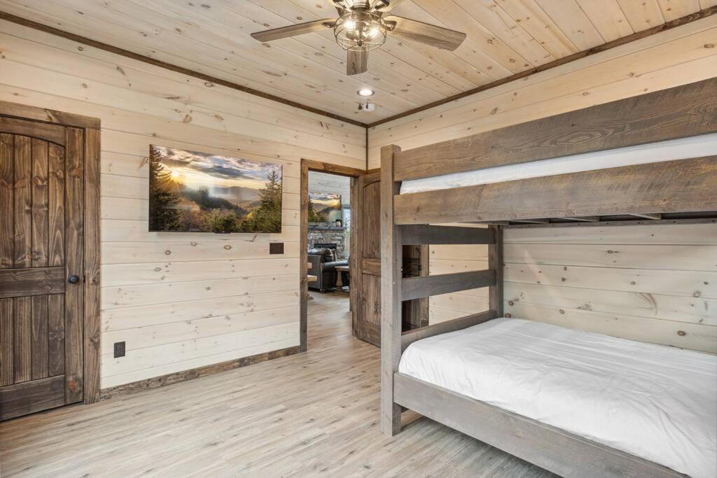 Black Bear Cove Gatlinburg Exterior photo