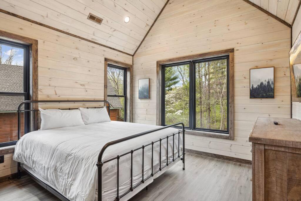 Black Bear Cove Gatlinburg Exterior photo