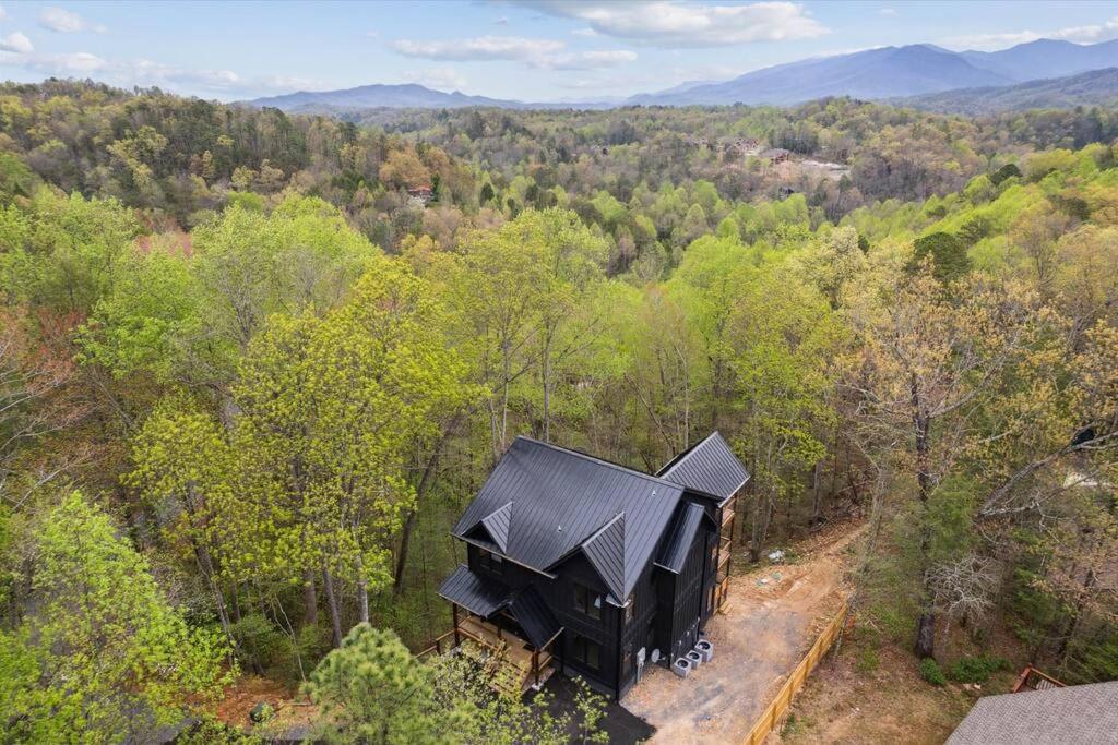 Black Bear Cove Gatlinburg Exterior photo