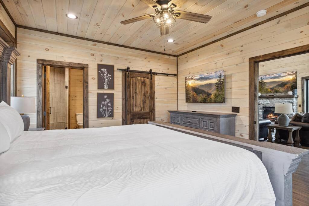 Black Bear Cove Gatlinburg Exterior photo